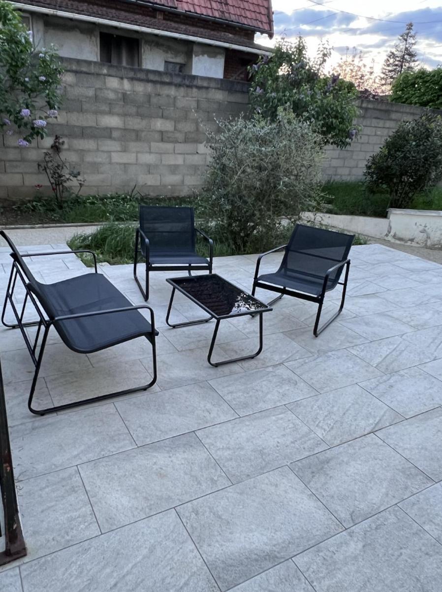 Stea Guesthouse Proche Paris Villeneuve le Roi Bagian luar foto